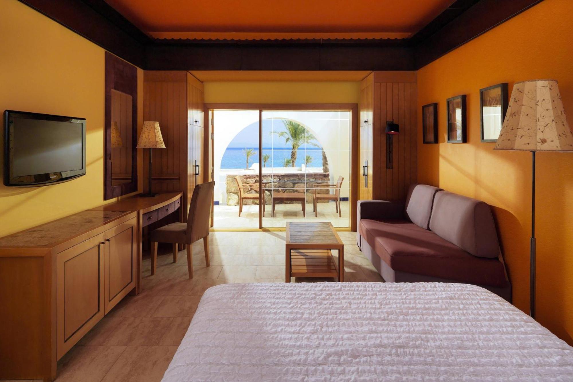 Le Méridien Dahab Resort&Spa Exterior foto A room at the hotel